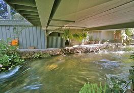 小河居视频,探寻隐秘山间的诗意家园